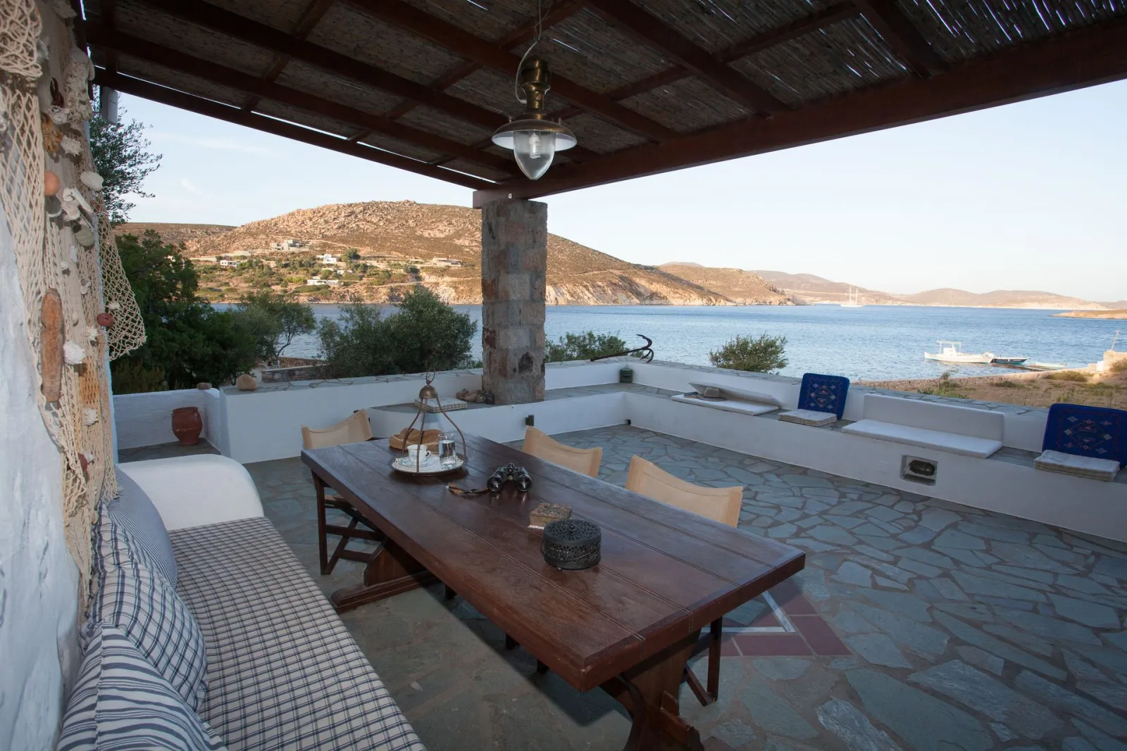 Deluxe Seafront Villa