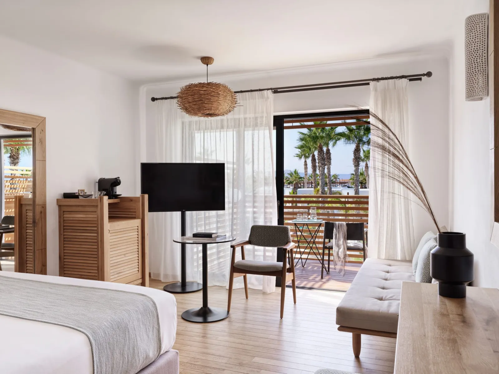 Luxury Room with Pool View
