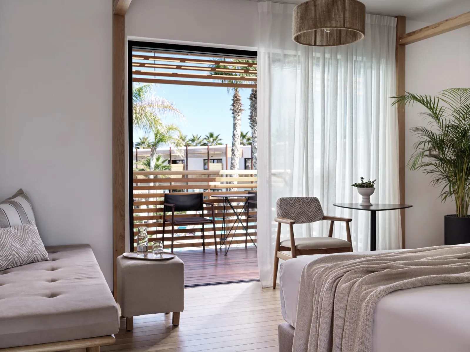 Premium Room with Pool View and Jacuzzi