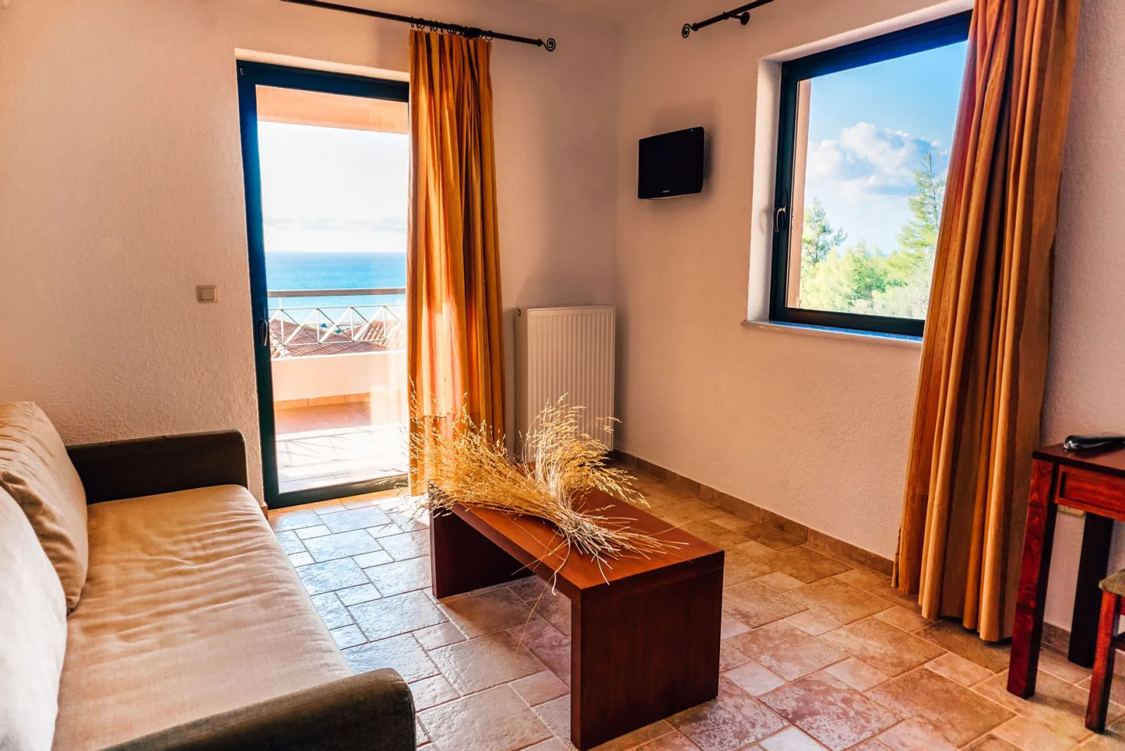 Executive Suite Sea View
