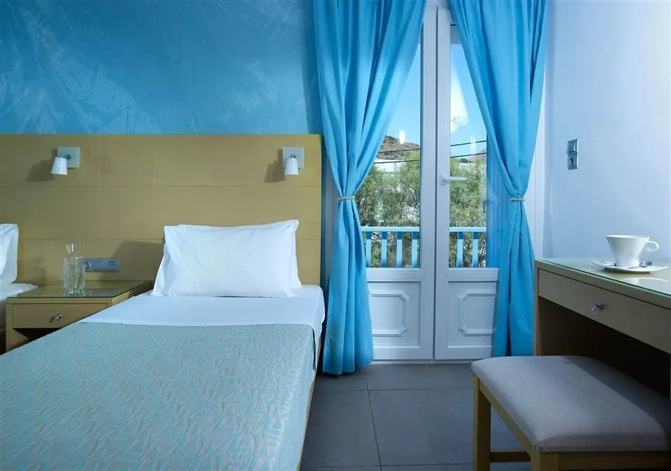 Triple with Sea View (1st Floor)