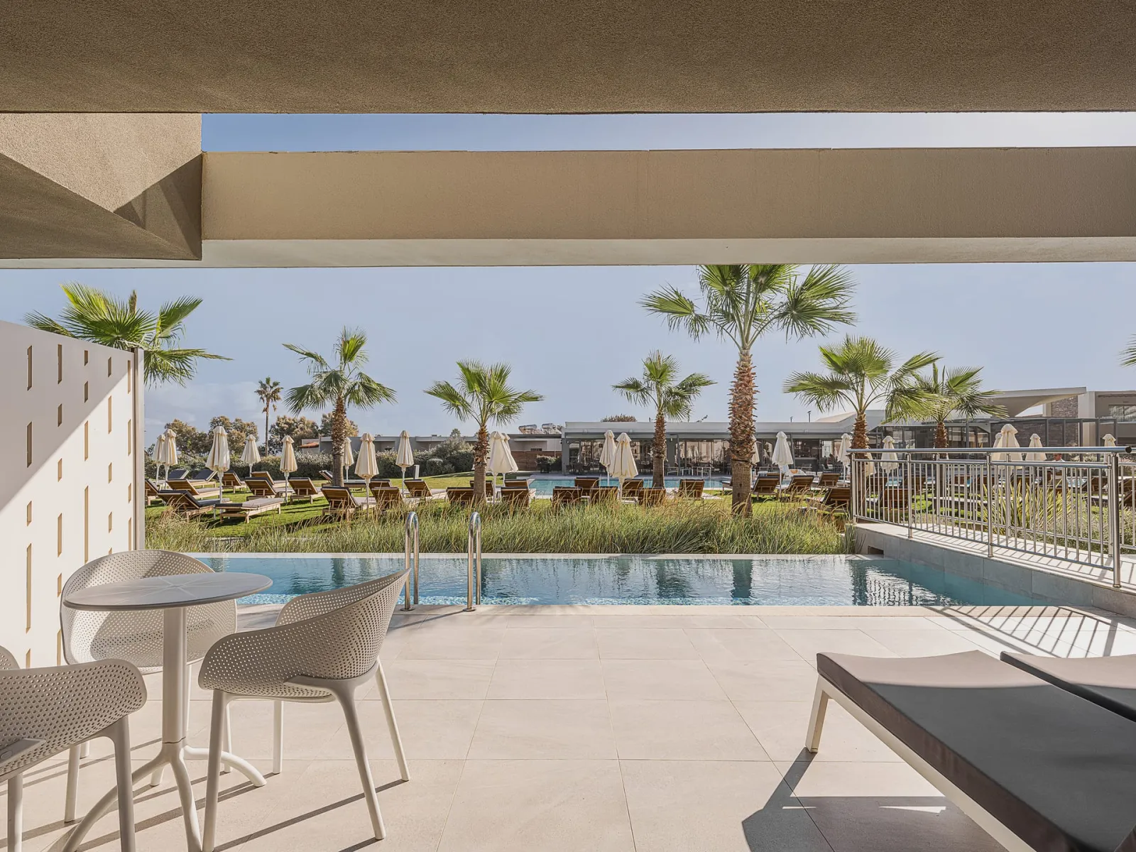 Superior Room Swim-Up