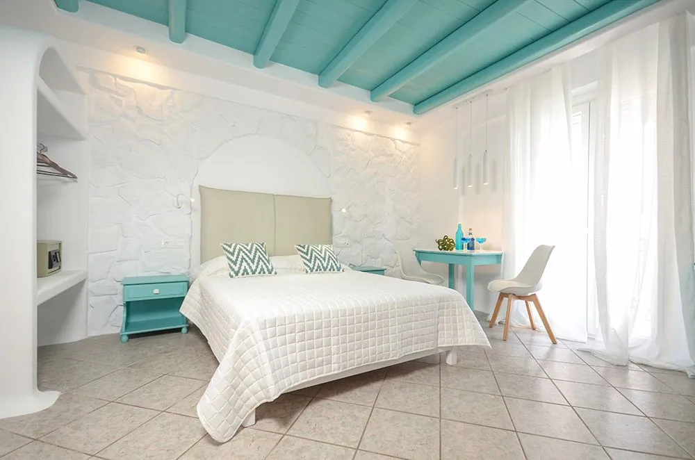 Junior Suite (2-3 Adults)