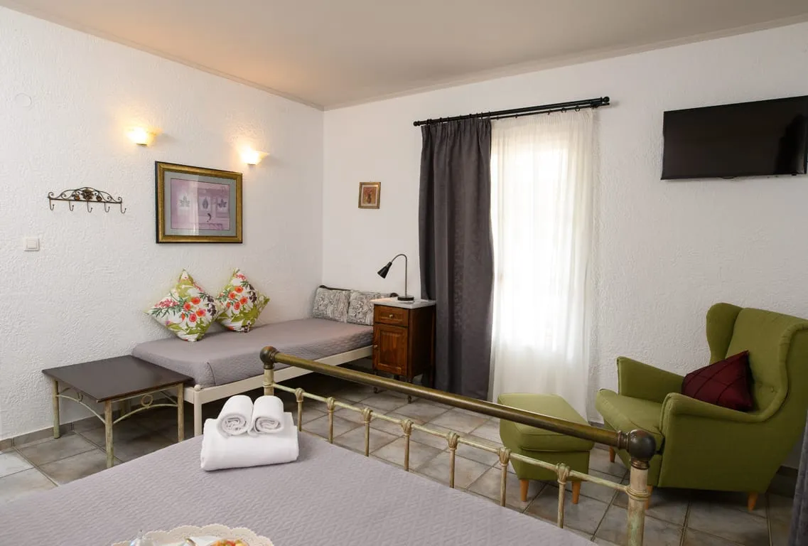 Triple Junior Suite