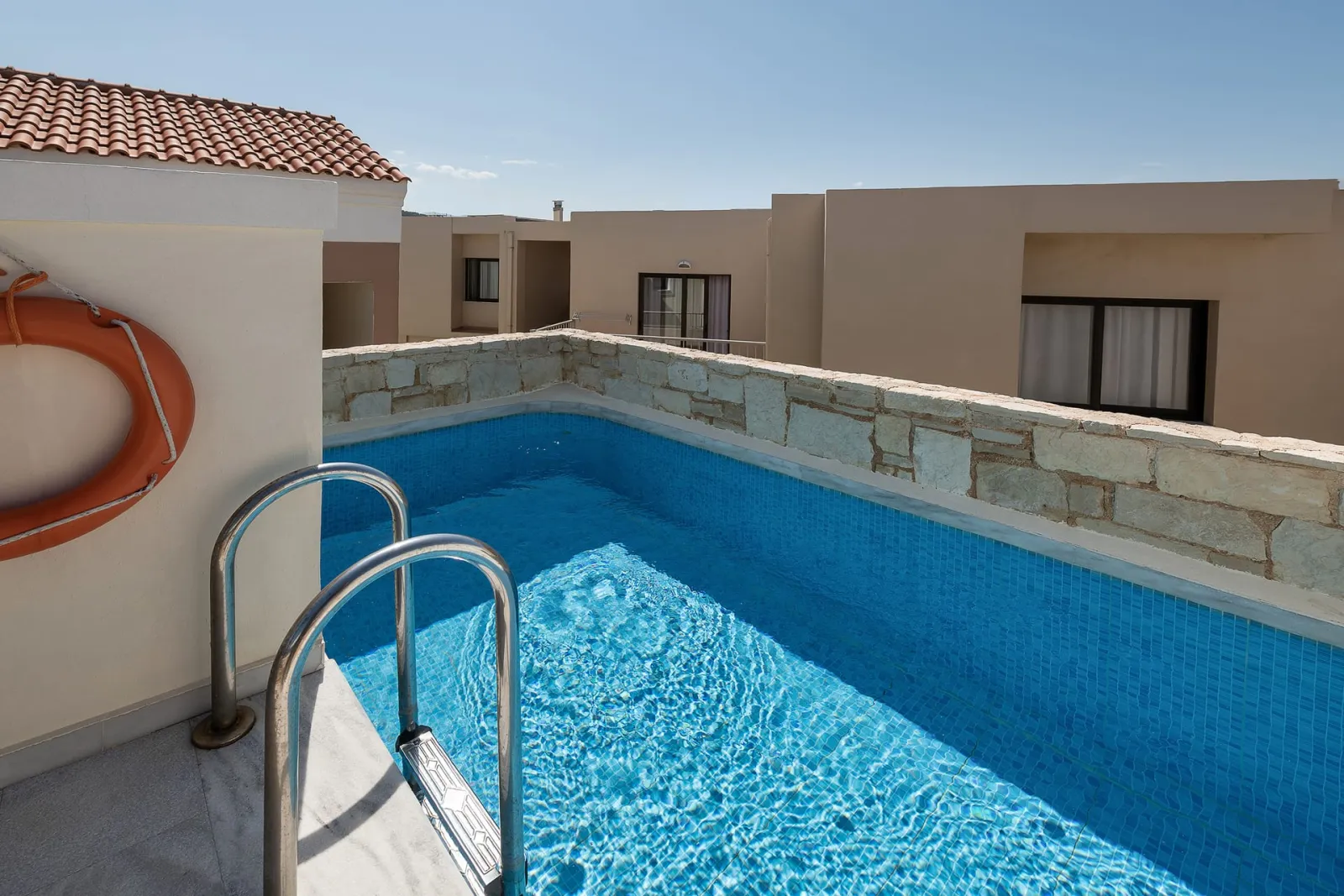 One Bedroom Apartment with Private Pool