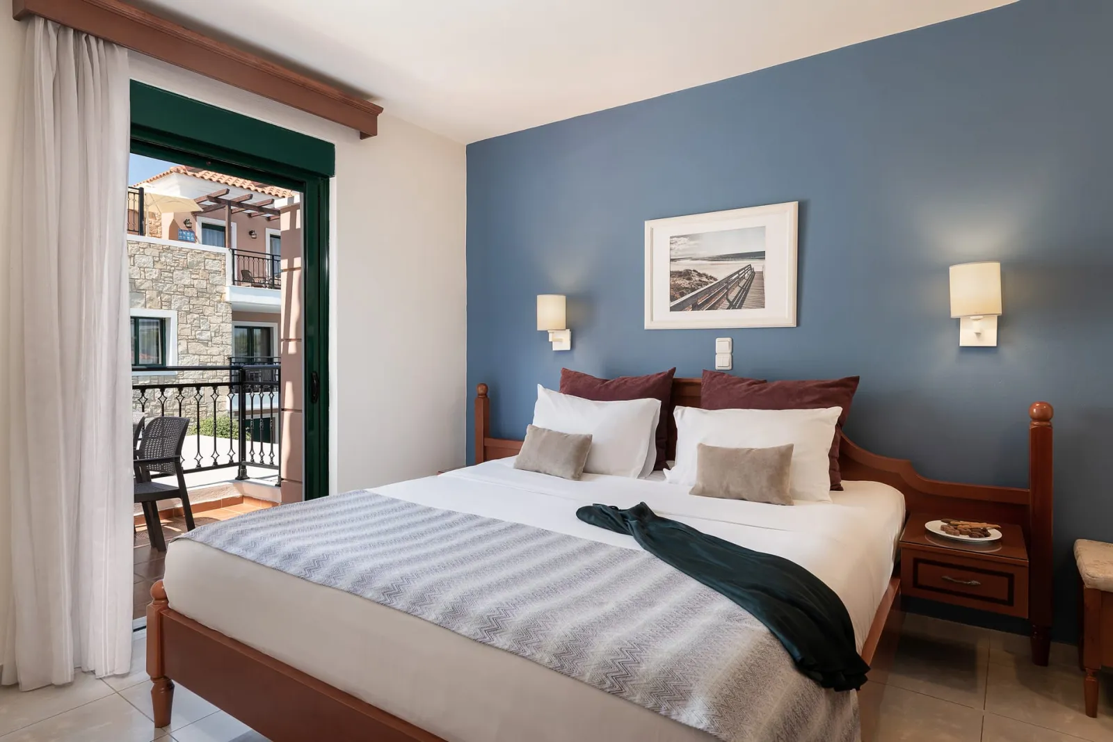 One Bedroom Apartment with Private Pool