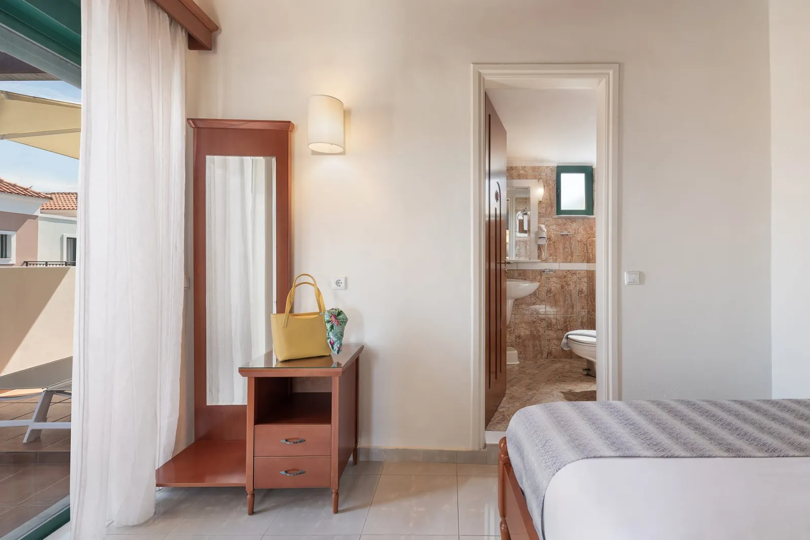 One Bedroom Apartment with Private Pool
