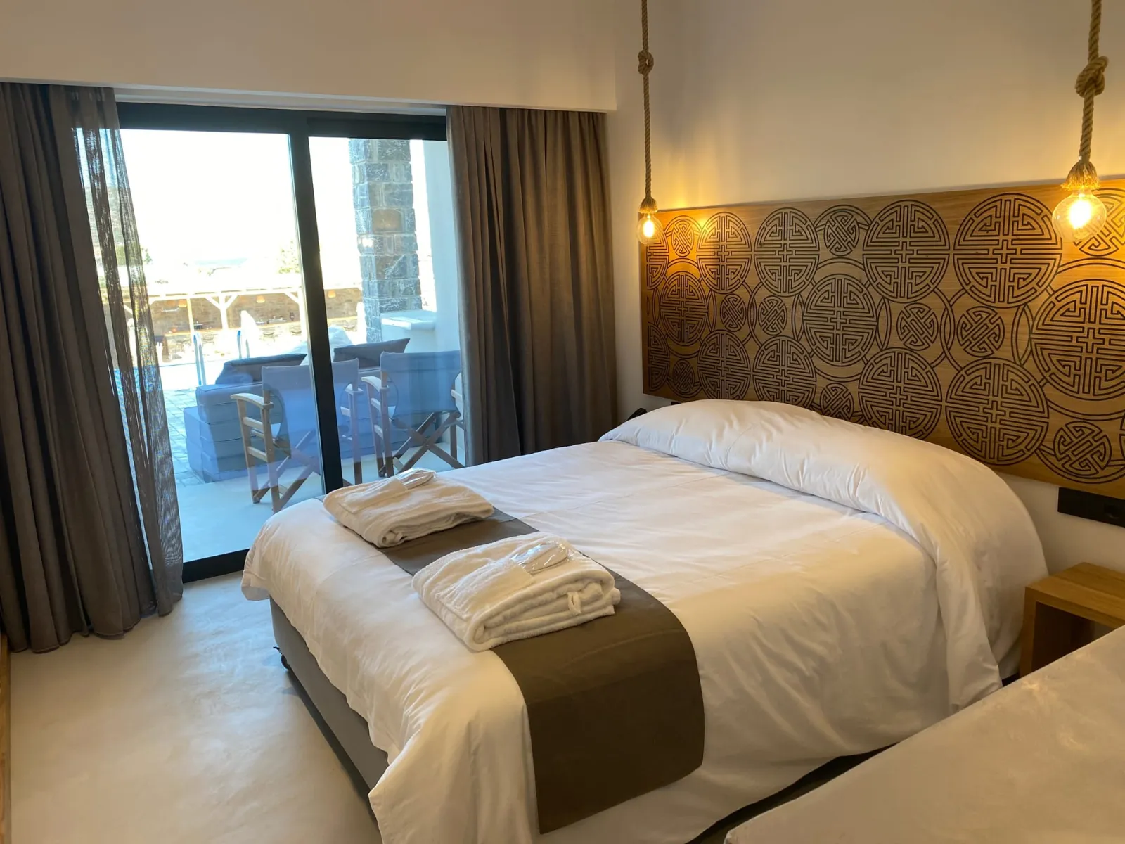 Superior Room with Shared Pool