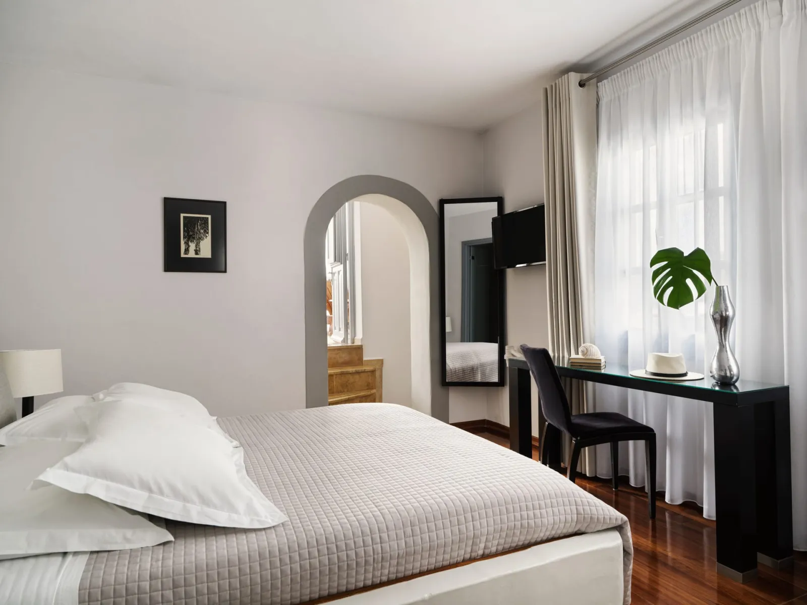 Petra Suite with Panoramic Sea View &amp; Private Terrace