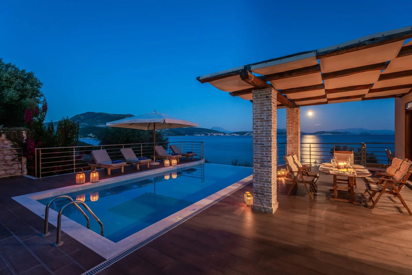 Marine Villa: exclusive seaside elegance with Private Sea Access