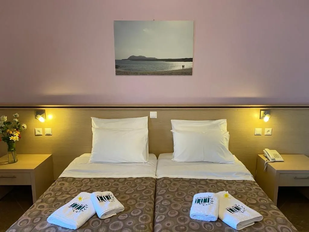 Standard Room - Side Sea View