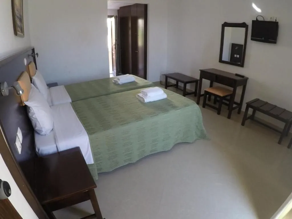 Standard Room - Side Sea View