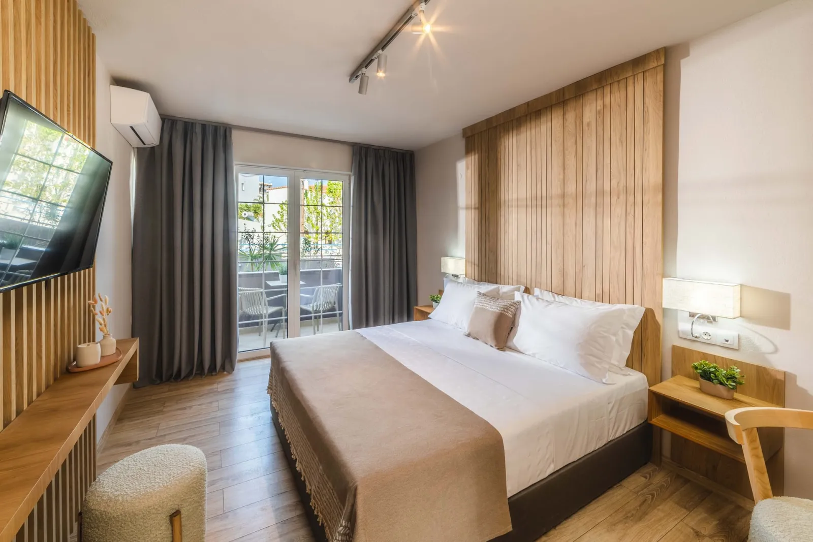 Promo Double or Twin Room