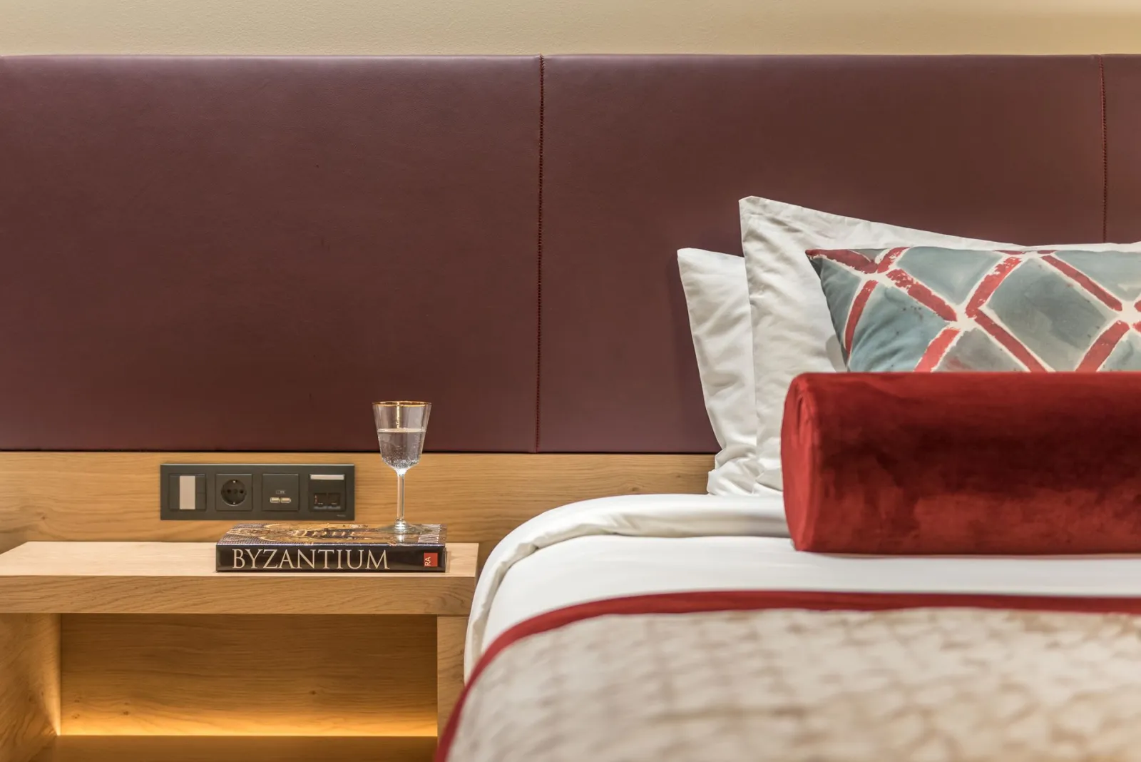 Superior Deluxe Room with Breakfast