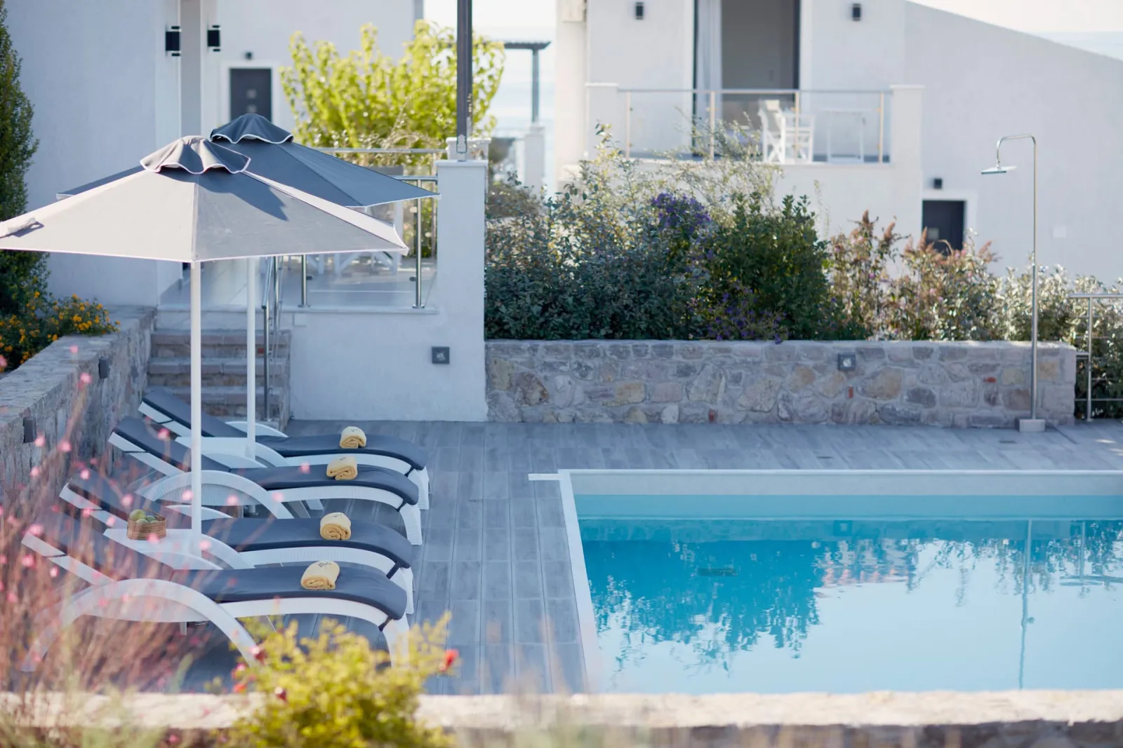 Villa with Private Pool & Sea View