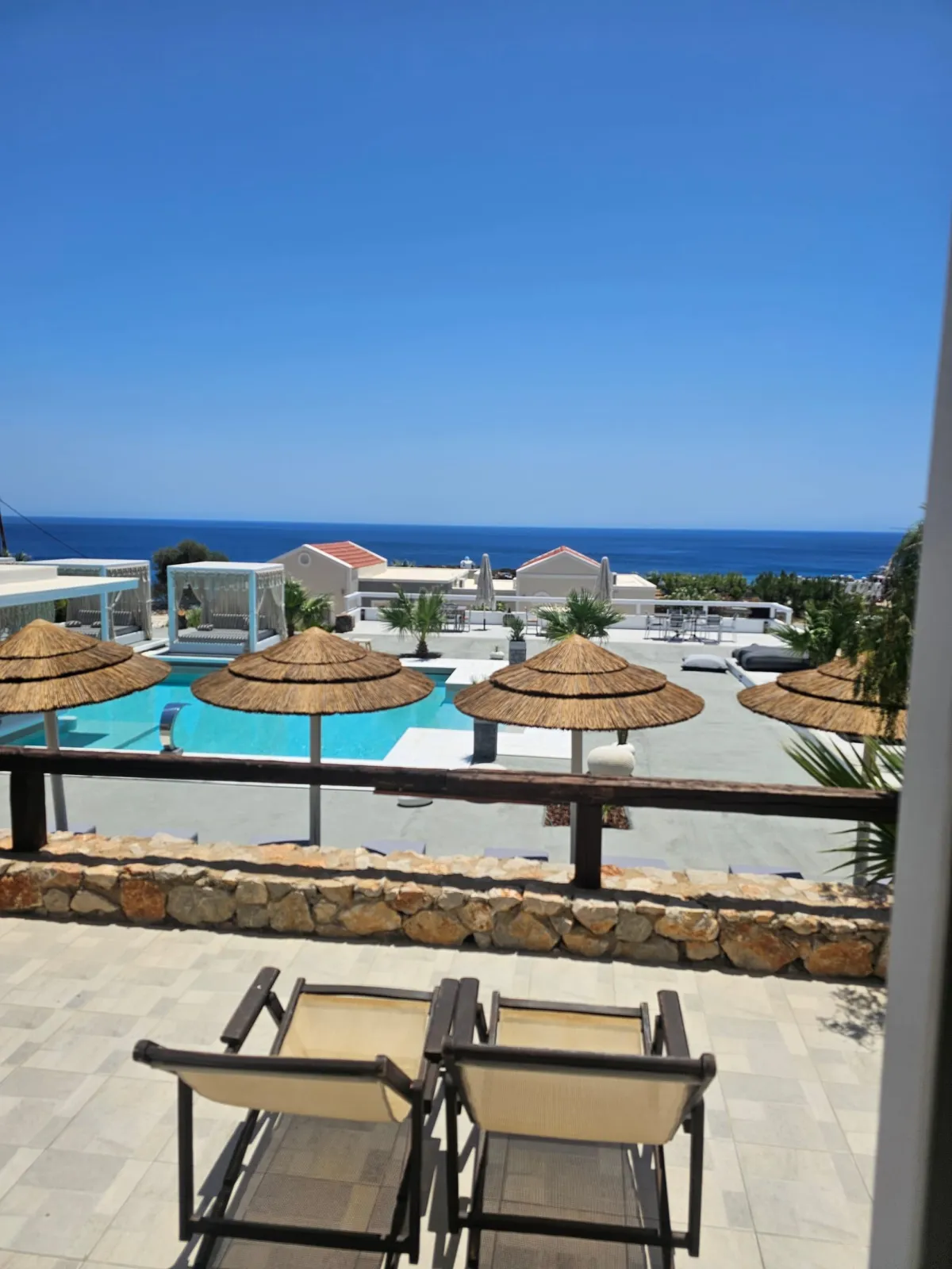 Poolfront Superior Suite with Sea View 50m²