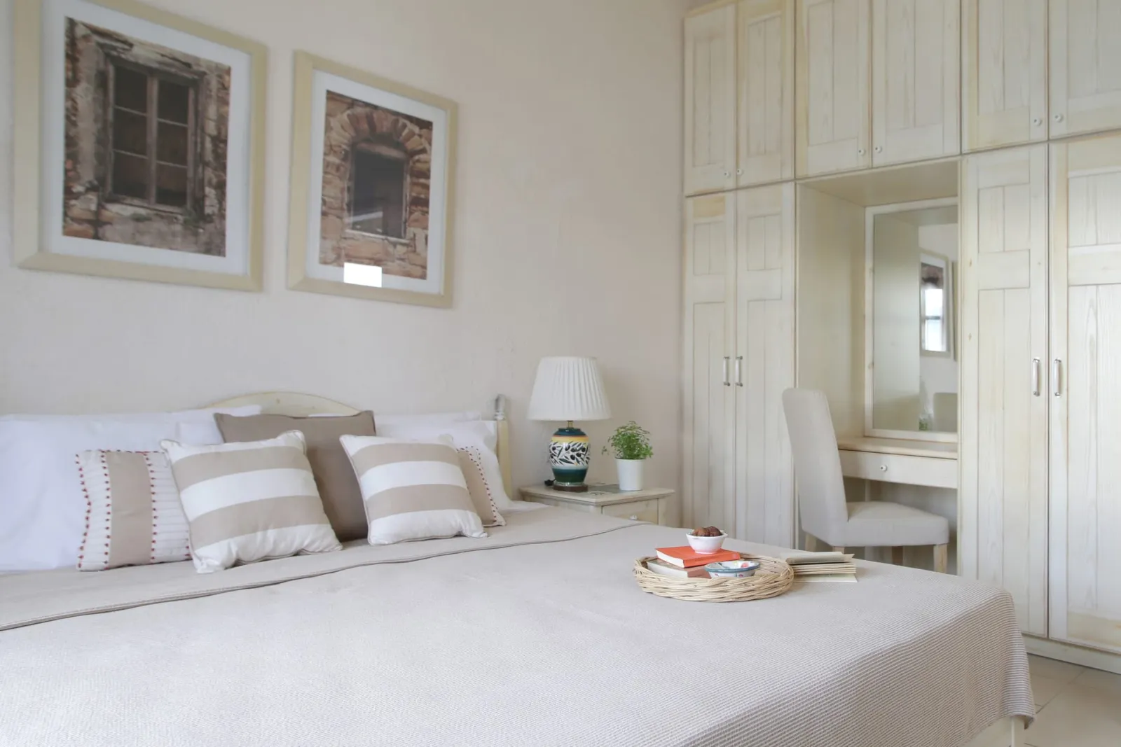 Two Bedroom Suite with Pool View 55m²