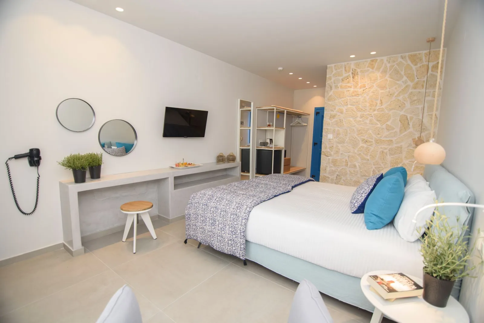 Comfort Triple Room