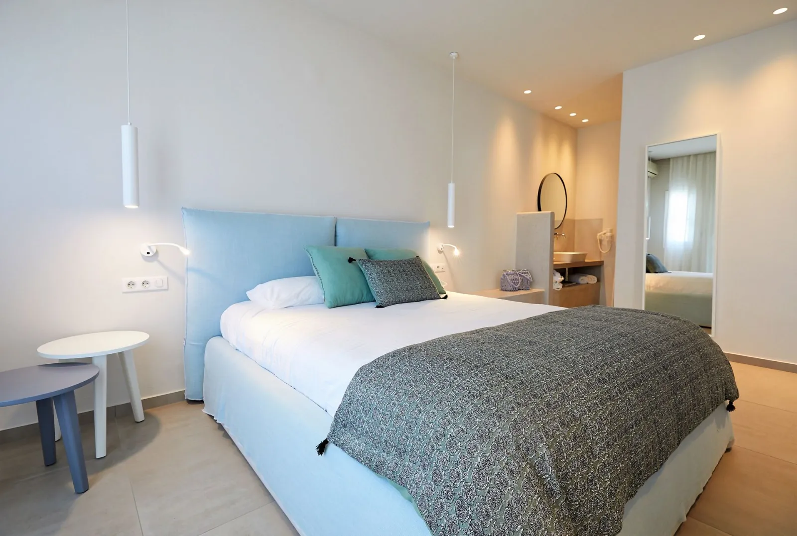 Open Plan Suite