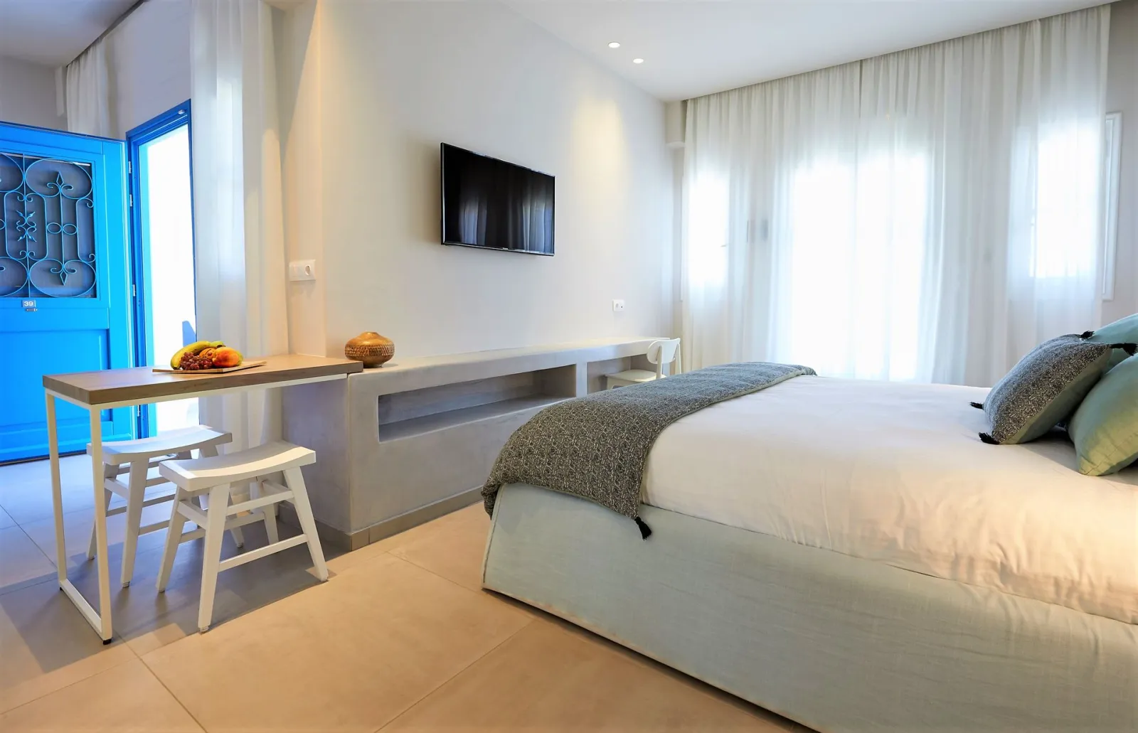 Open Plan Suite