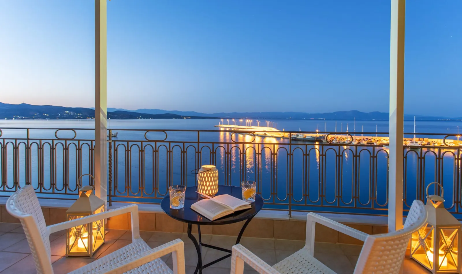 Superior Double Room with Terrace & Sea View