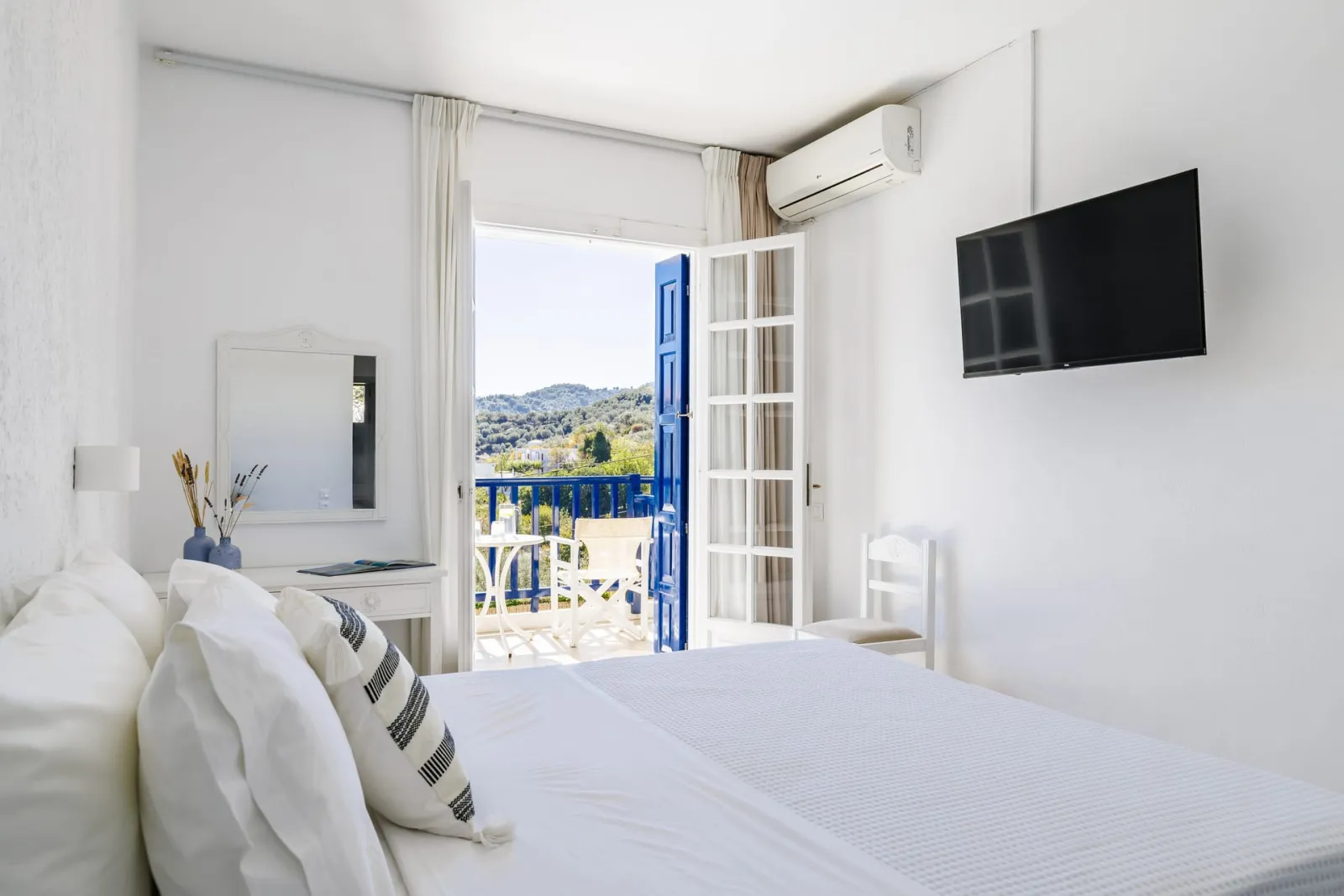 Double Room Pool View