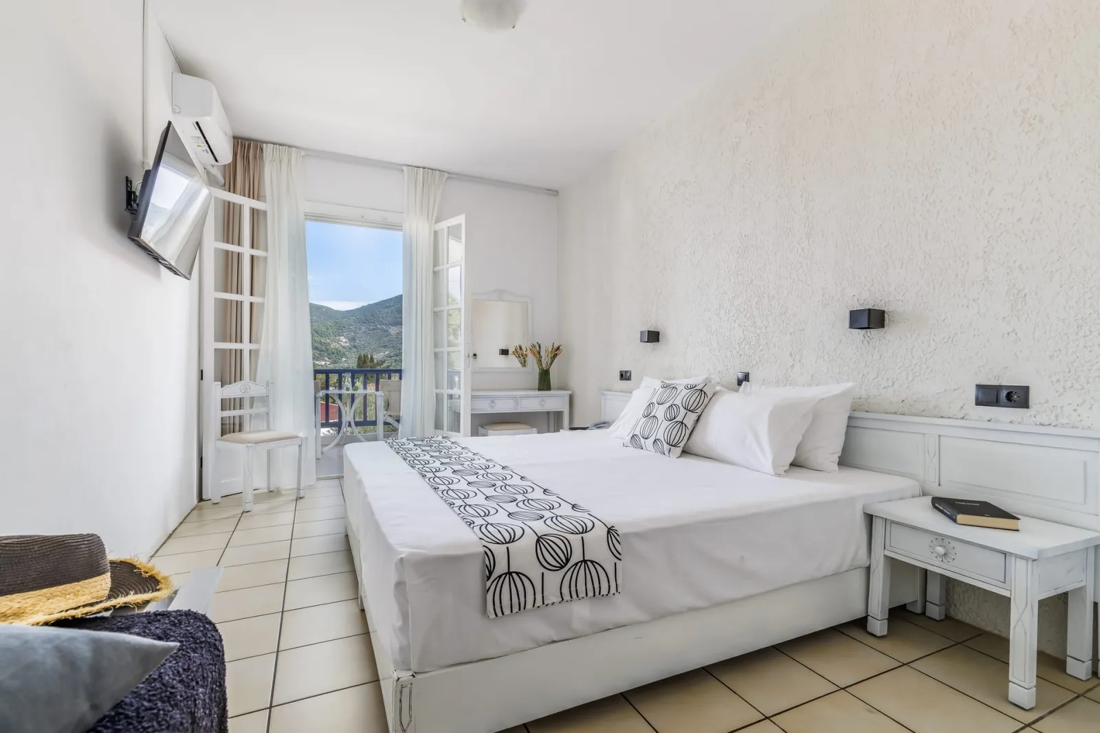 Double Room Partial Sea View