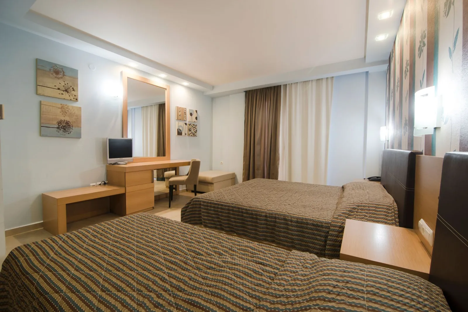 Triple Room