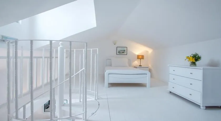 Deluxe 2 Bedroom Residence with Sea View