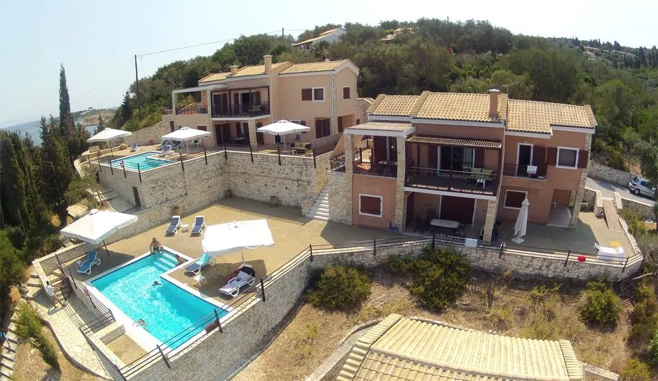 5 Bedroom Villa with Private Pool
