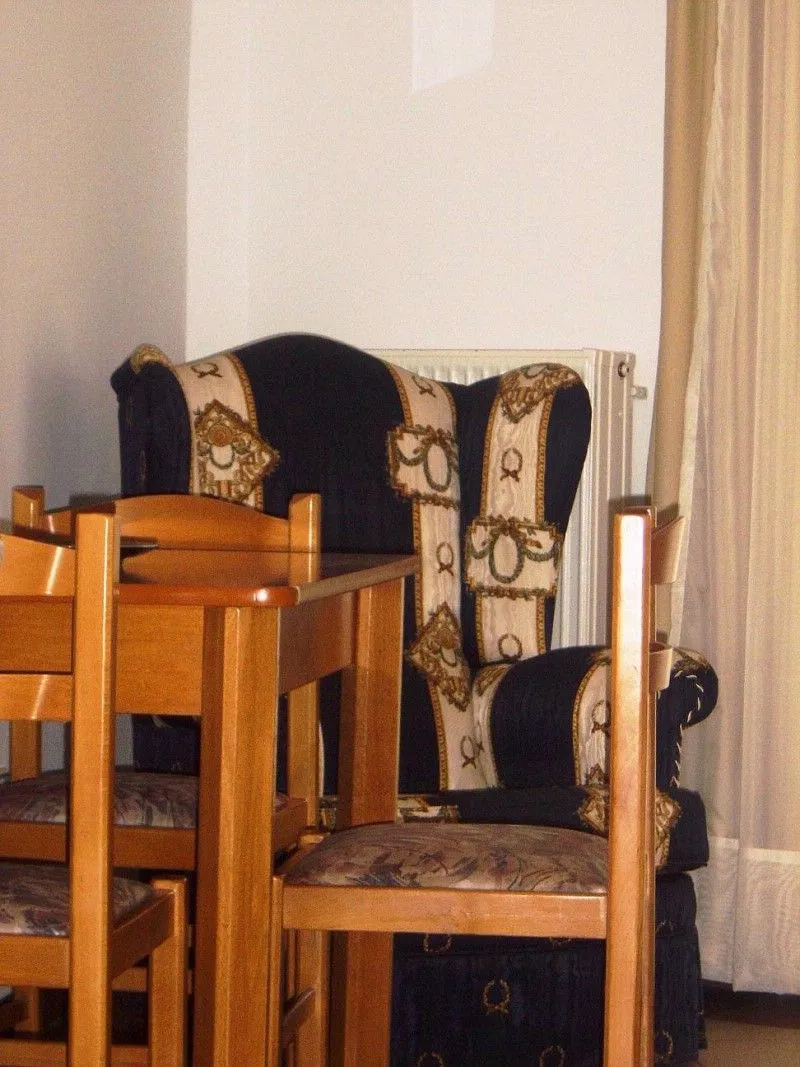 One Bedroom Apartment