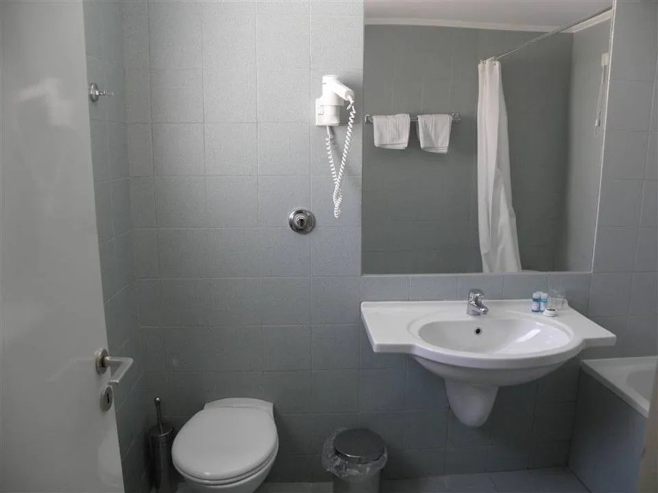 Mountain View Room