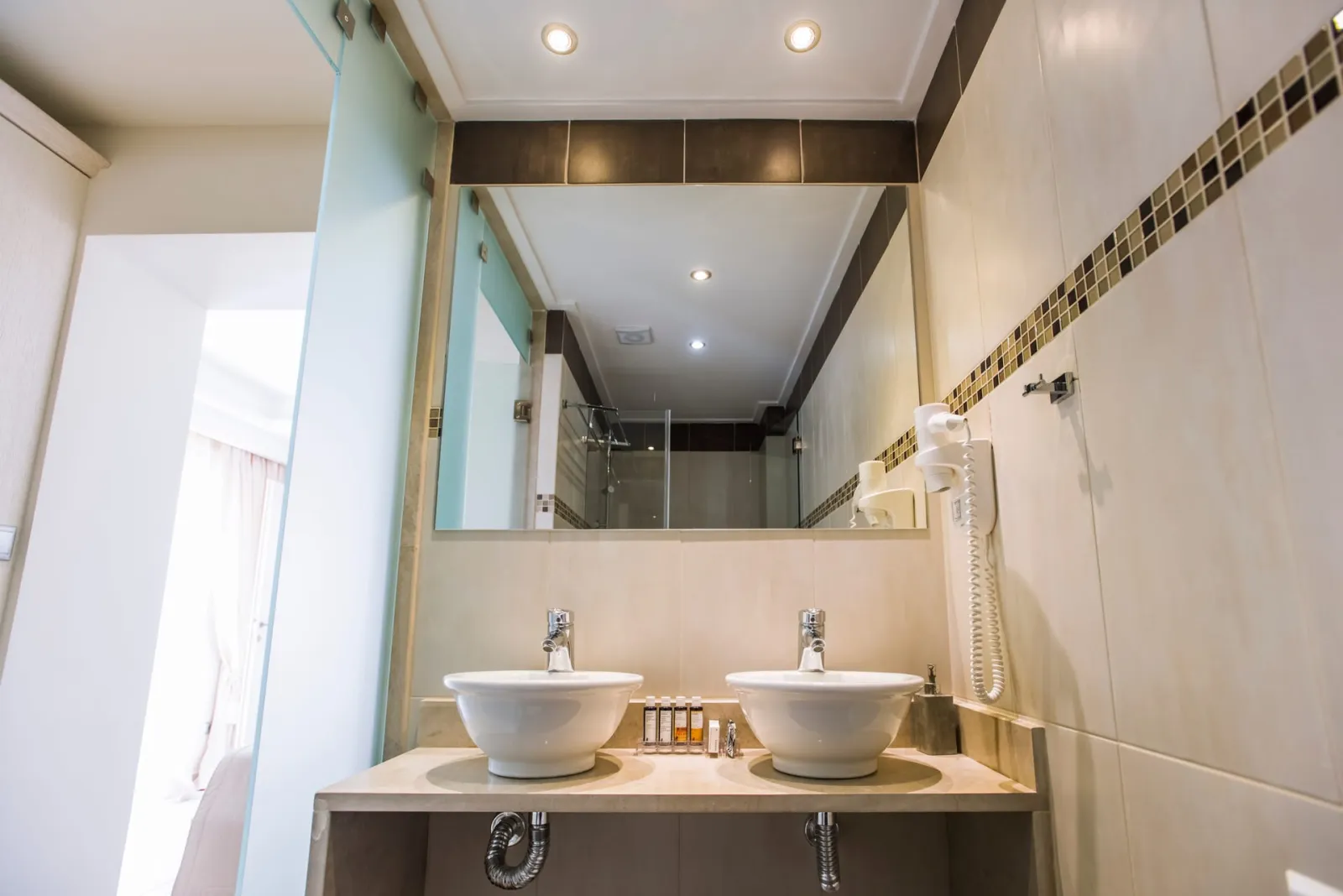 Sea View Residence