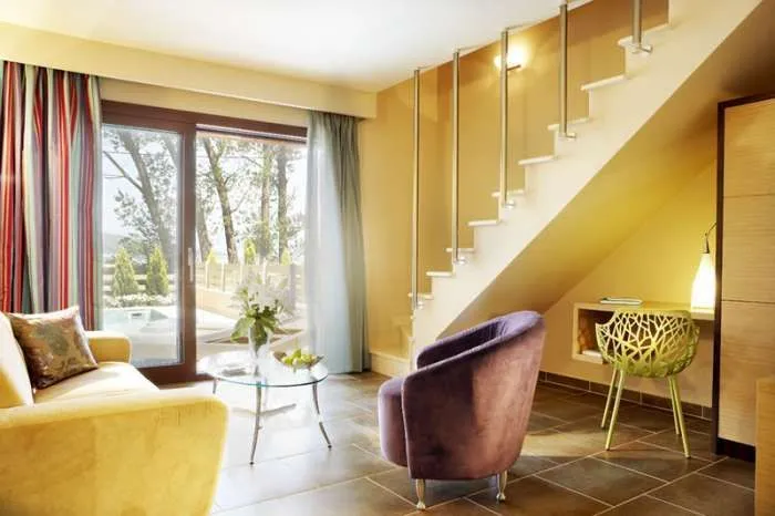 Maisonette with Private Pool