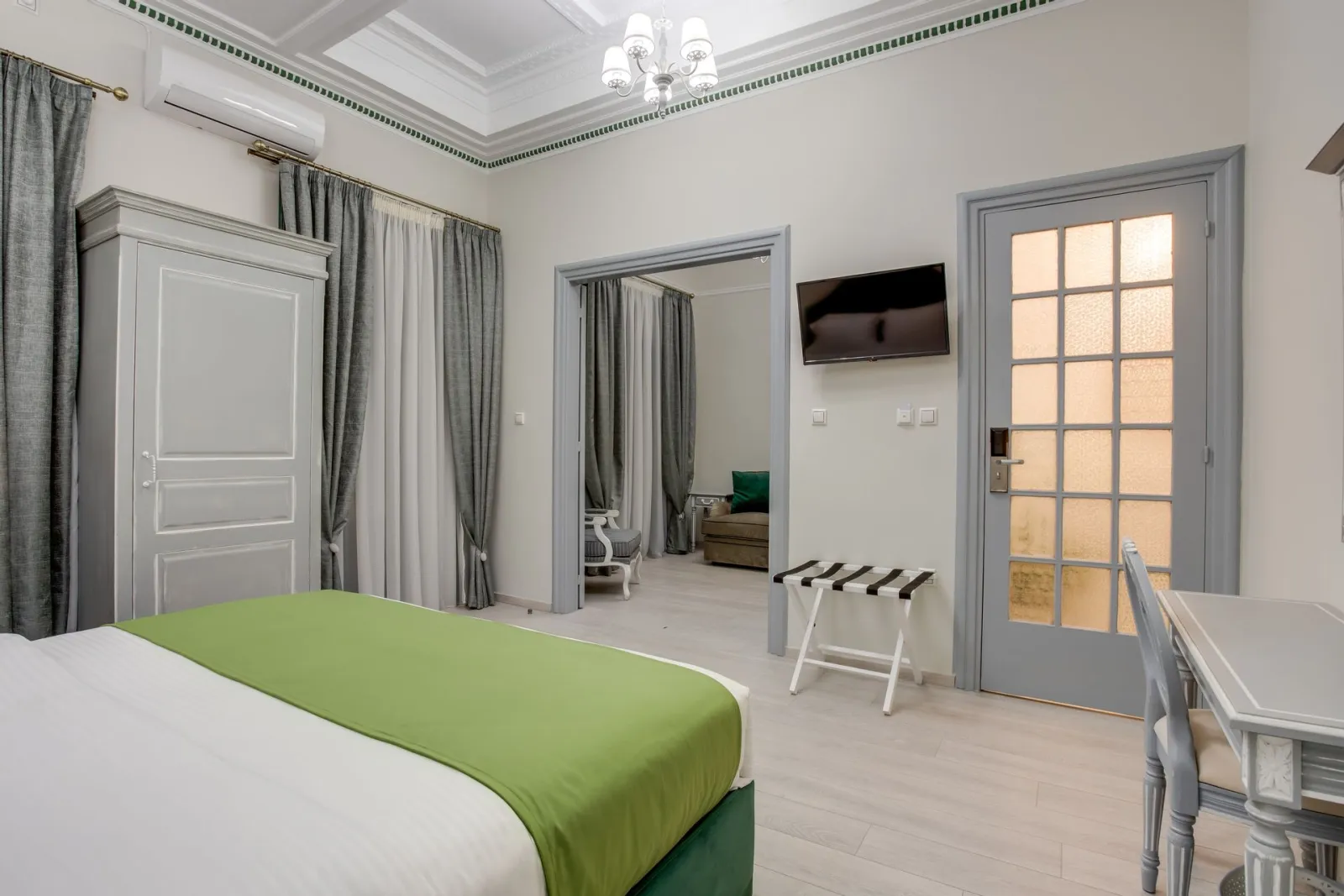 Grand Suite with Balcony
