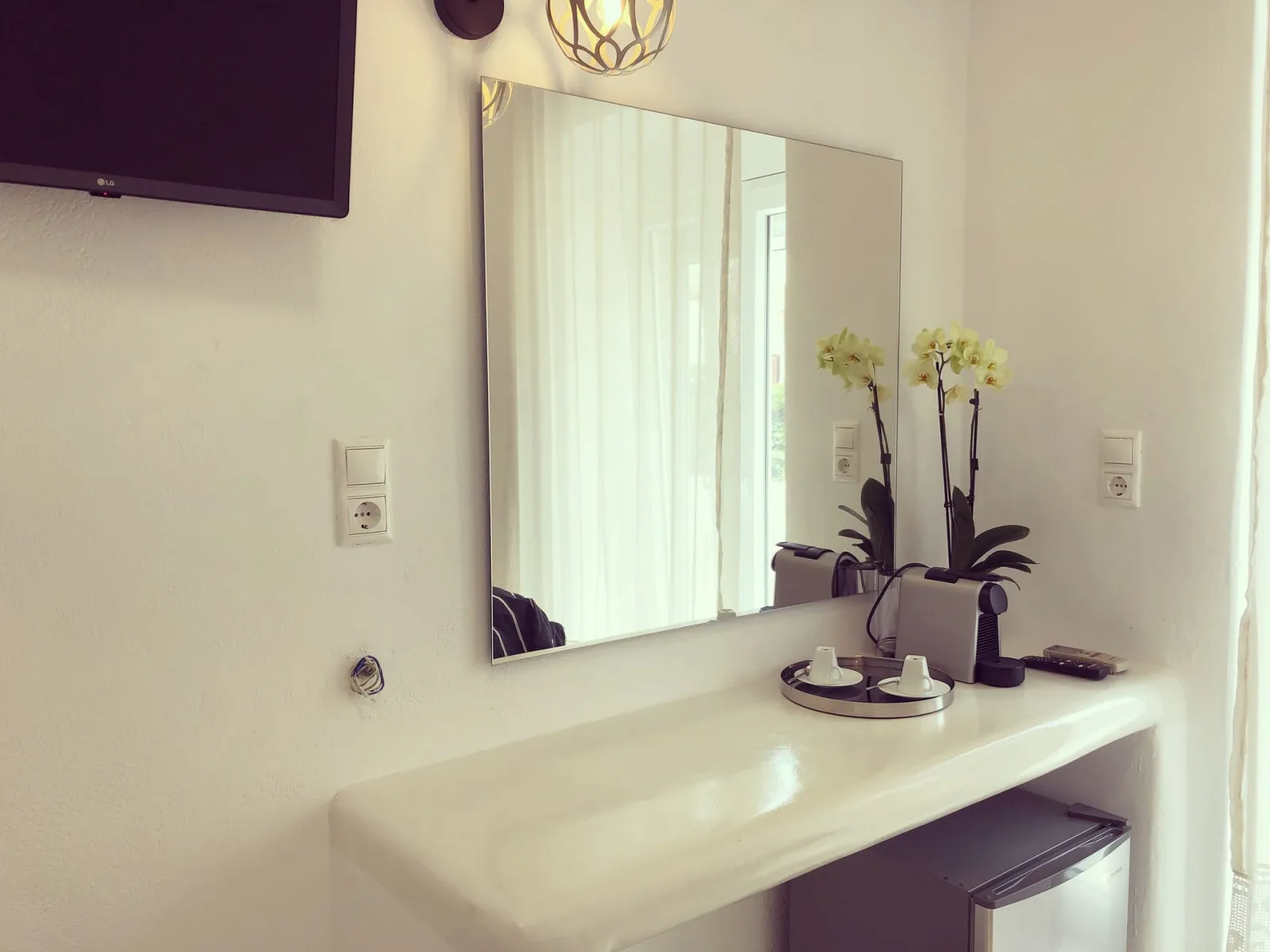 Deluxe Balcony Room