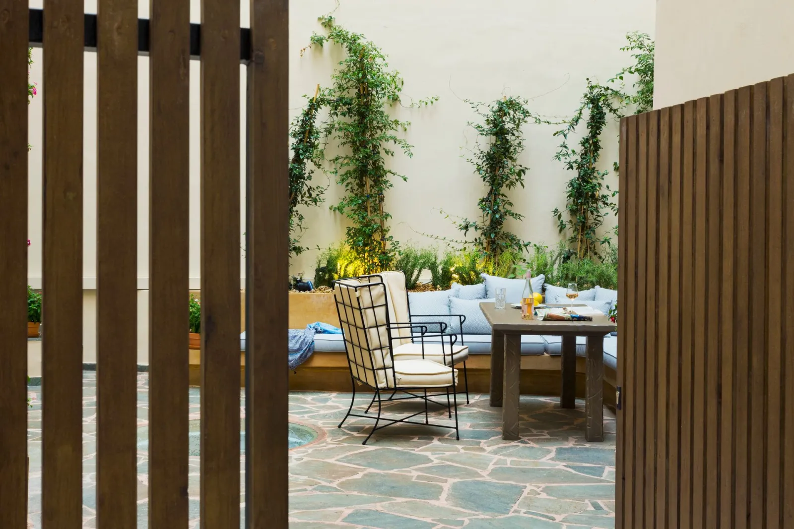 Courtyard Suite