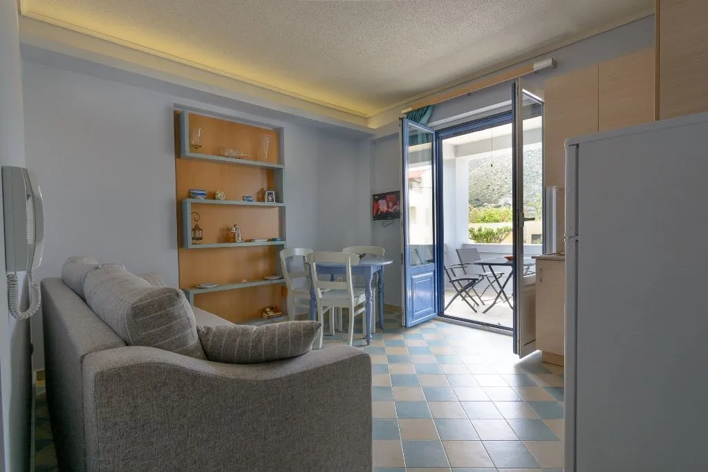 One Bedroom Sea View Apartement