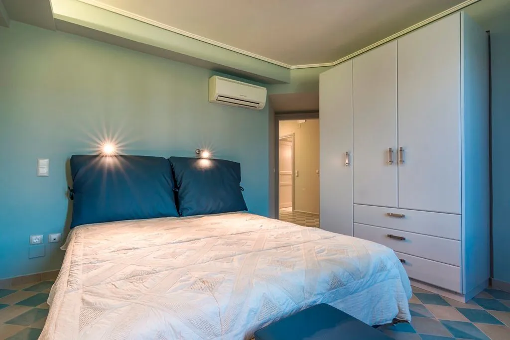 Three Bedroom Sea View Apartement