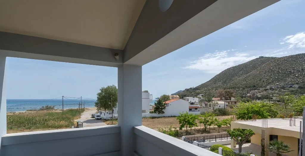 Three Bedroom Sea View Apartement