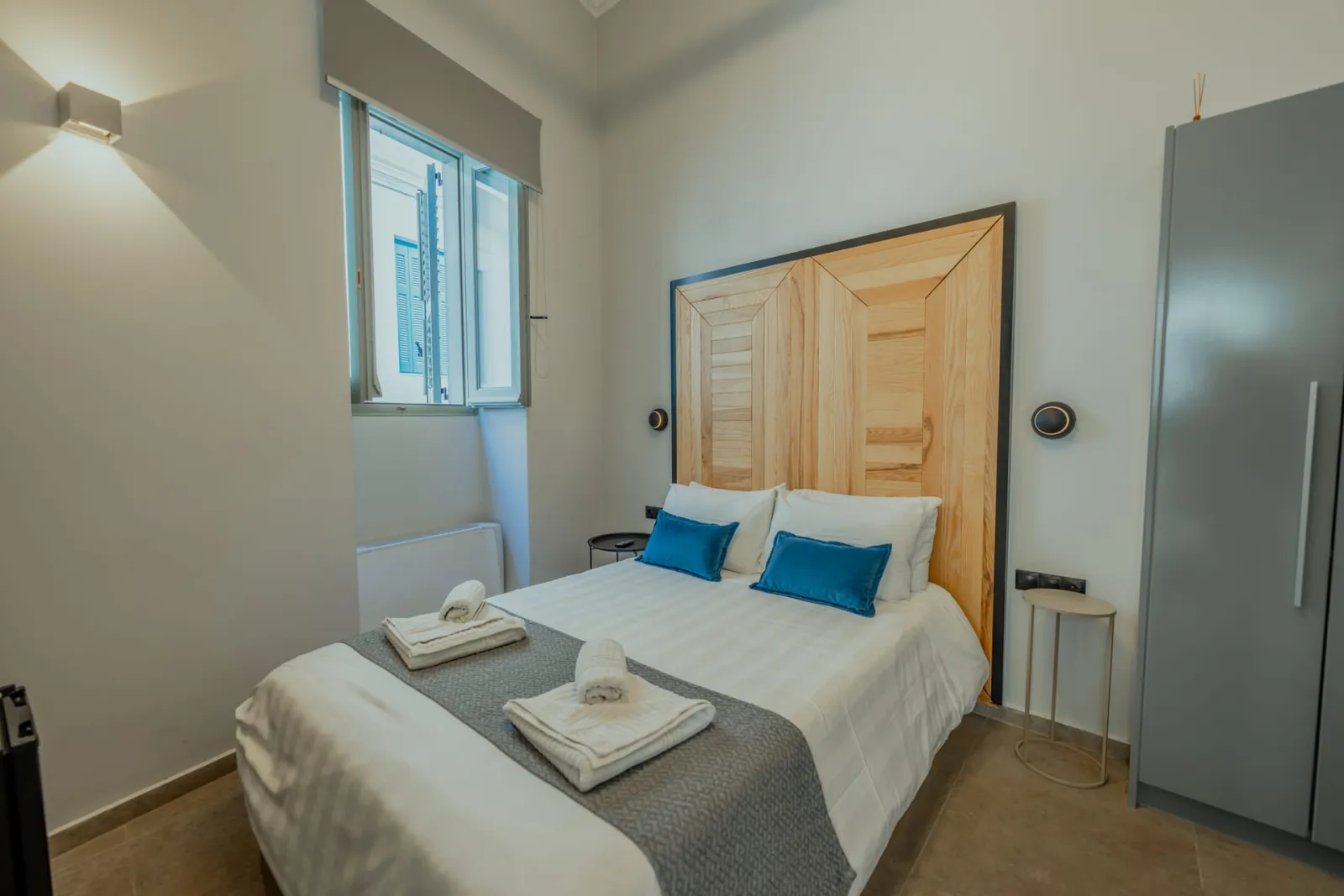 Classic Room (No. 1)
