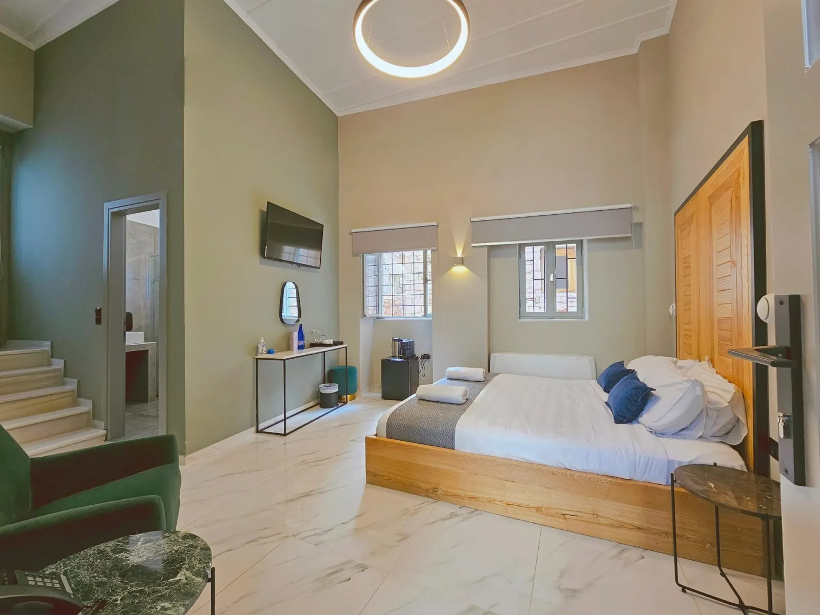 Premier Room (No. 2)
