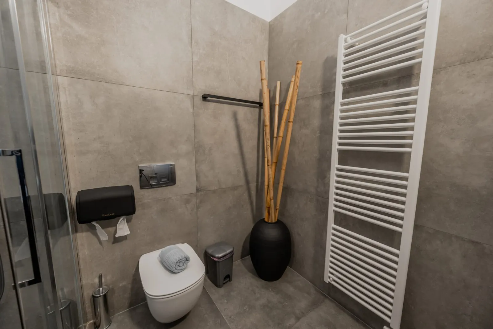 Premier Room (No. 2)