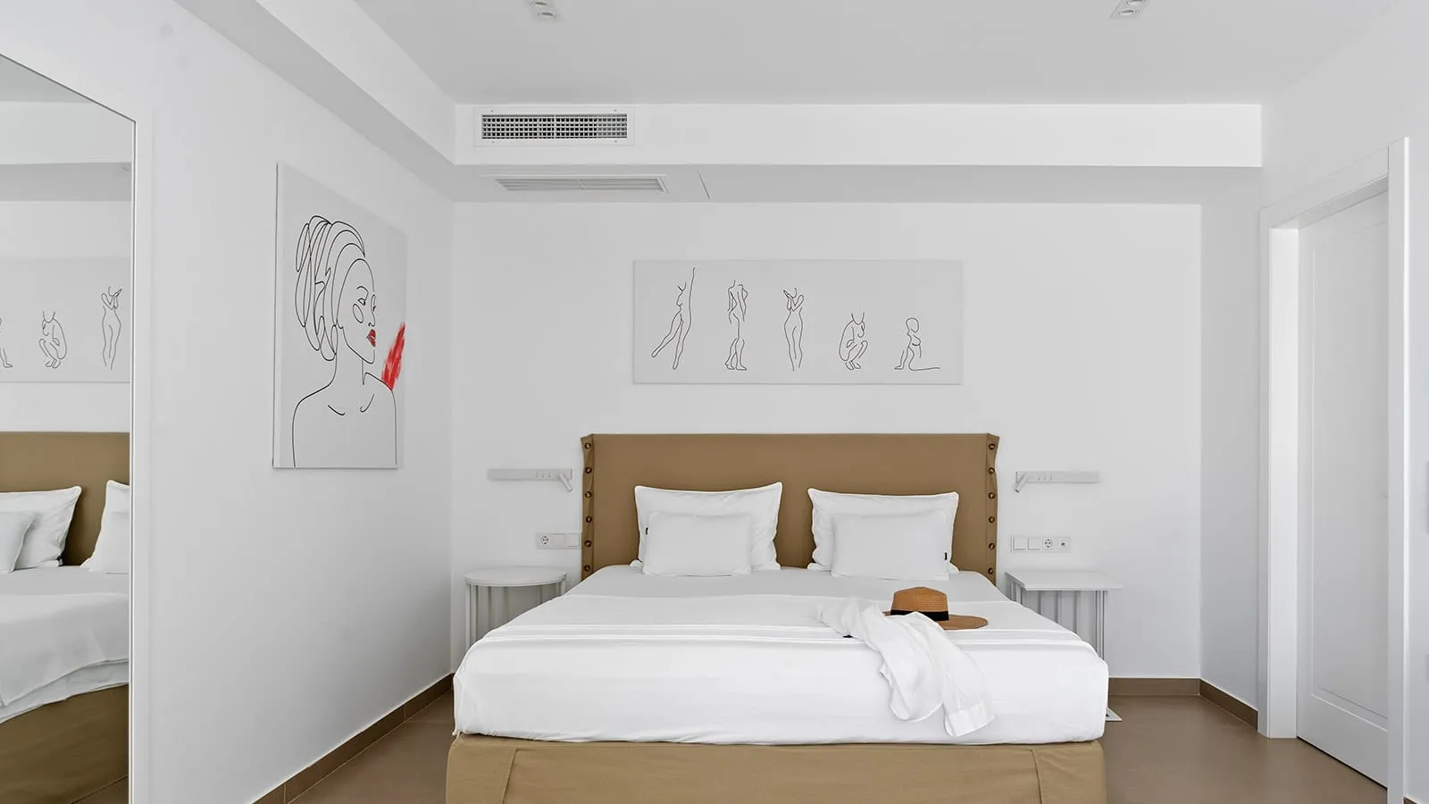 Junior Suite with Sea View &amp; Private Outdoor Jacuzzi