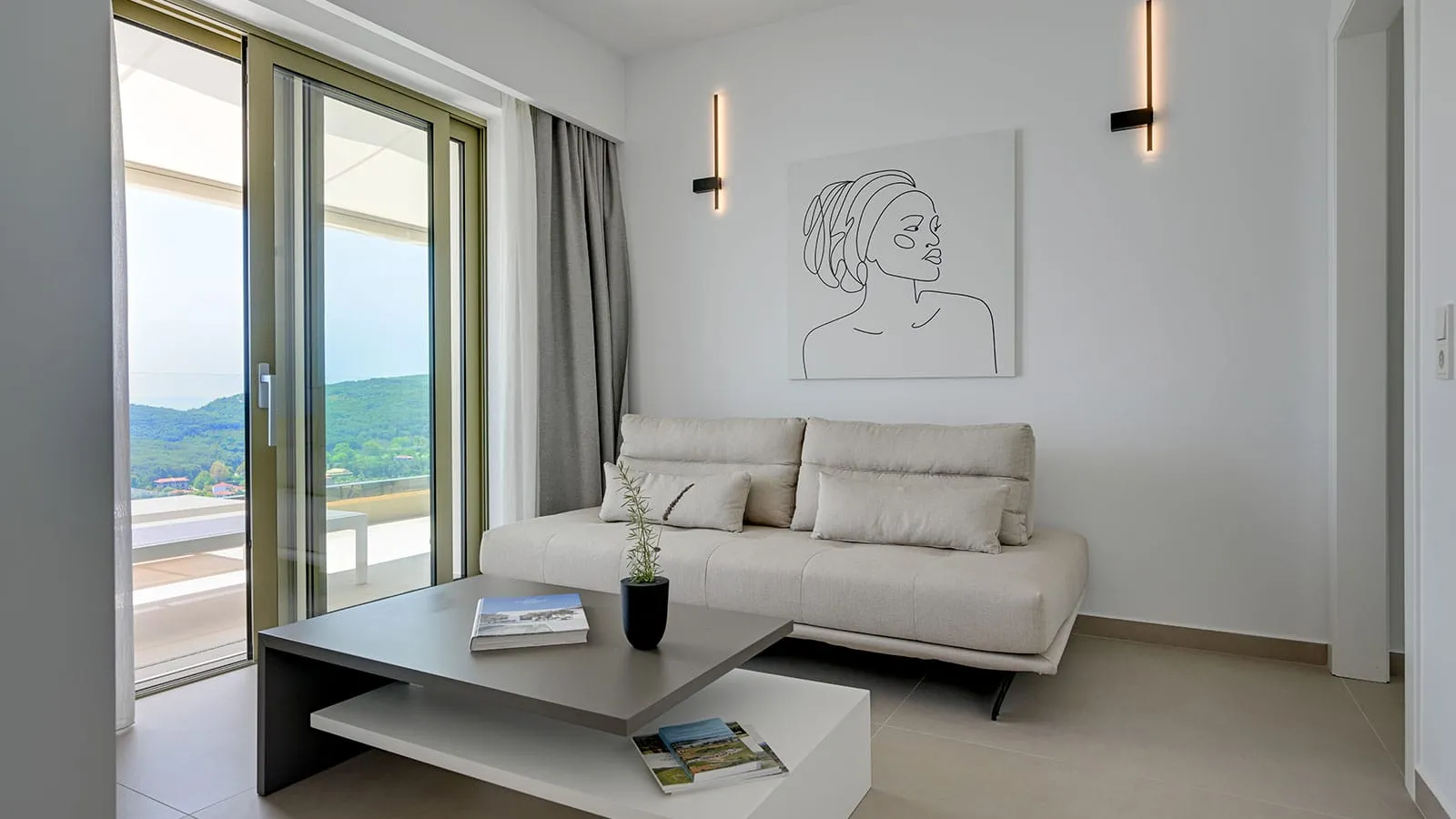 Deluxe Suite with private balcony
