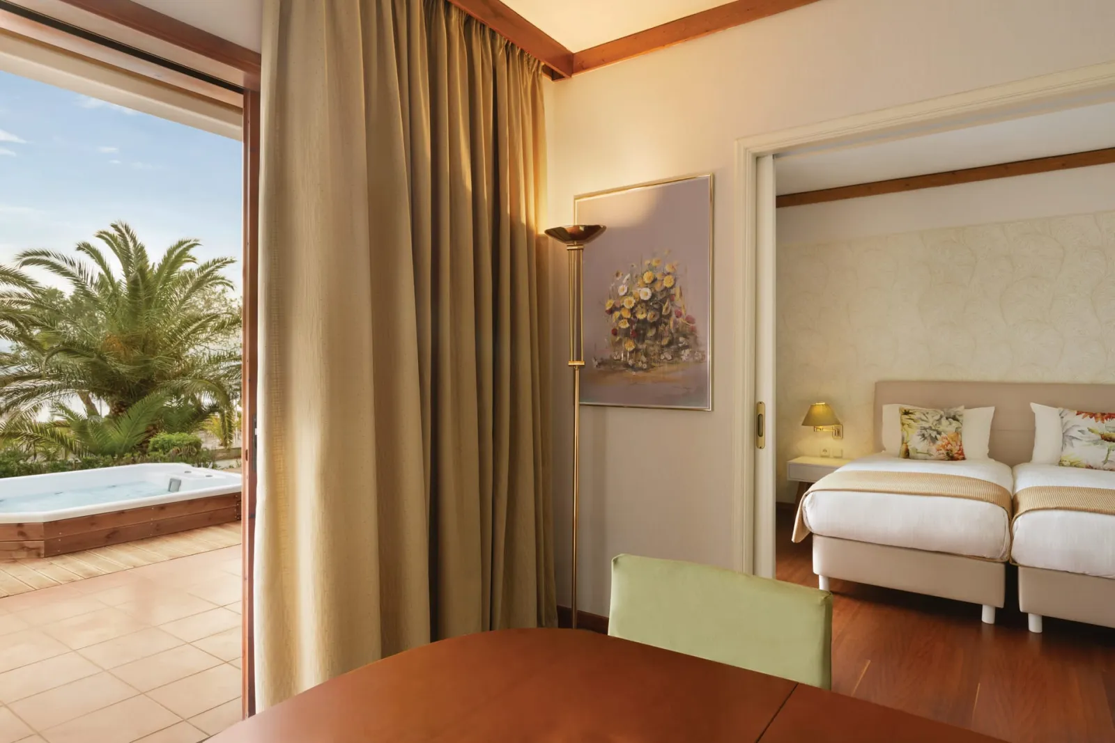 Family two-bedroom Suite Sea Front