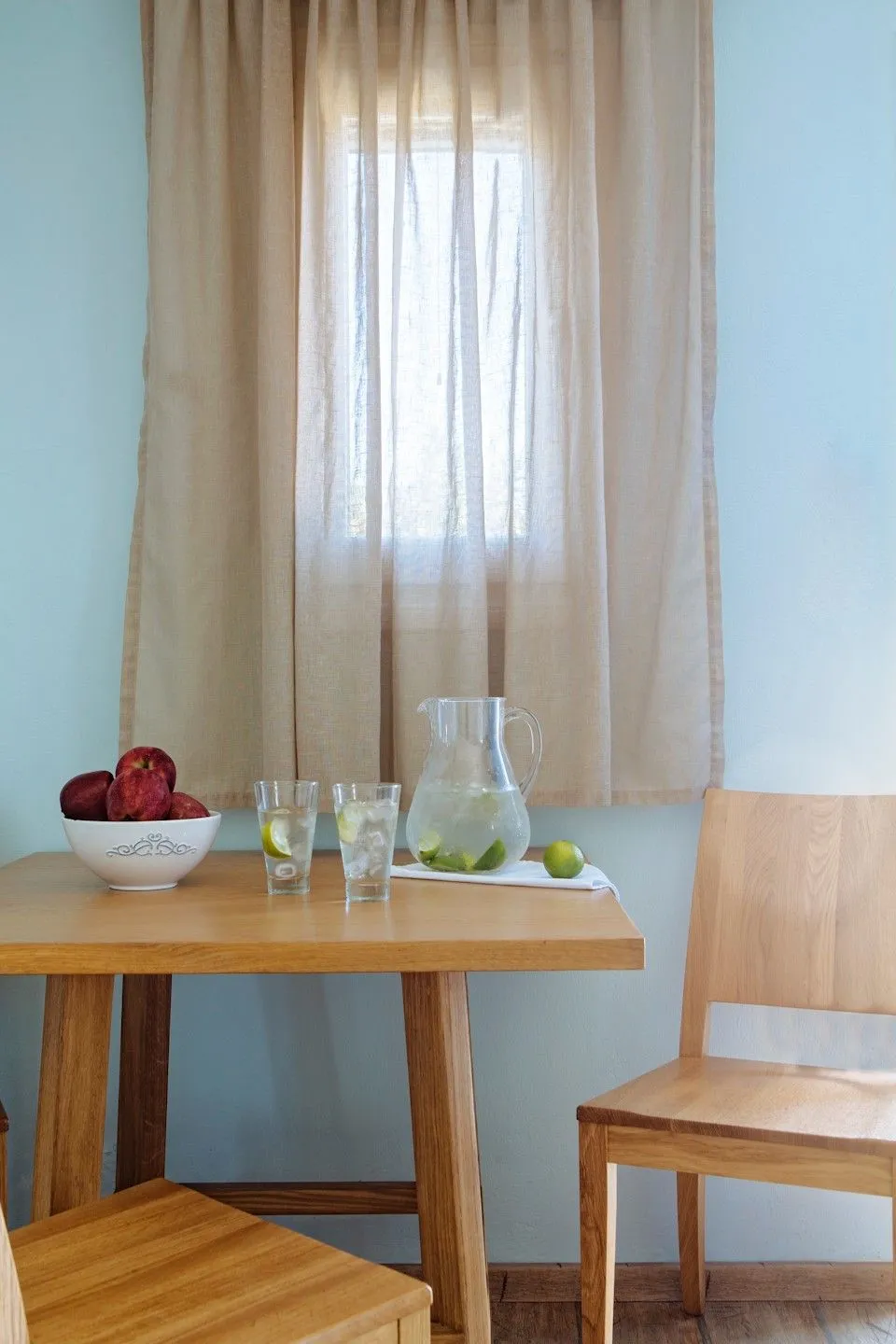 Suite side sea view