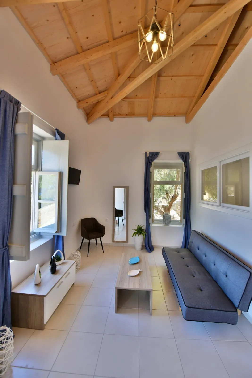 Annex Beach House Apartment 2