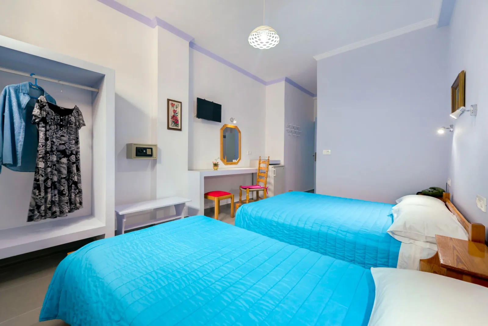 Economy Triple Room - Basement
