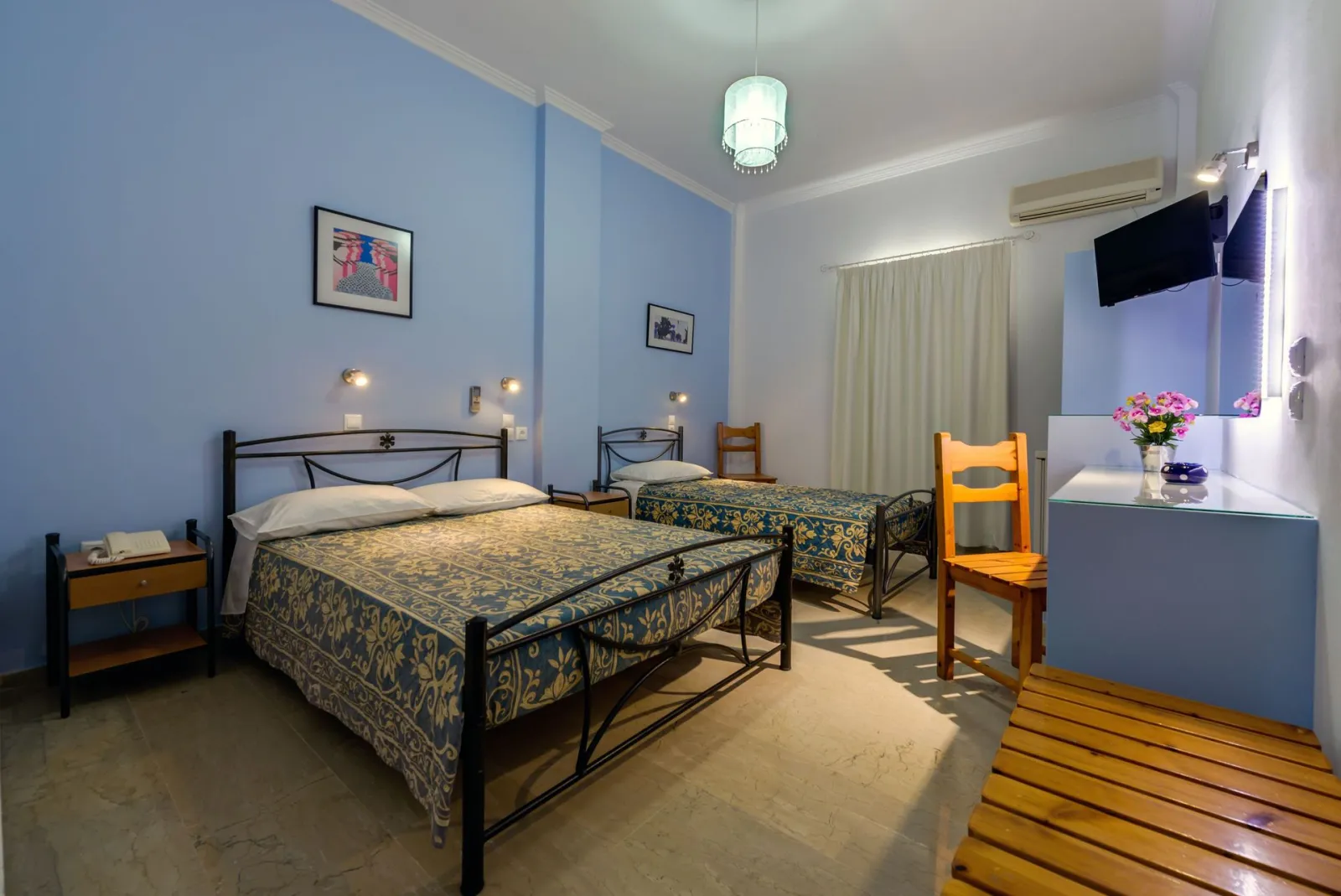 Triple Room